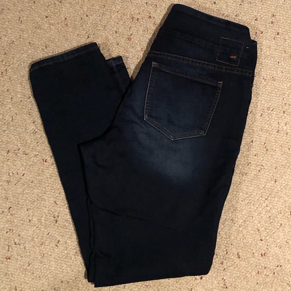 Dark wash Jag jeans